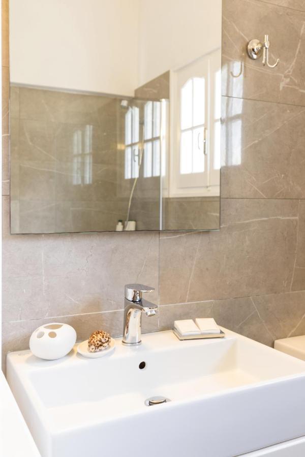Villa Leondari By Rodostamo Collection Agios Stefanos  Ngoại thất bức ảnh